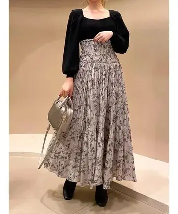 snidel 셔링 스티치 스커트