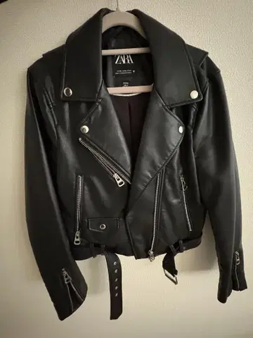 ZARA 블랙 라이더 자켓