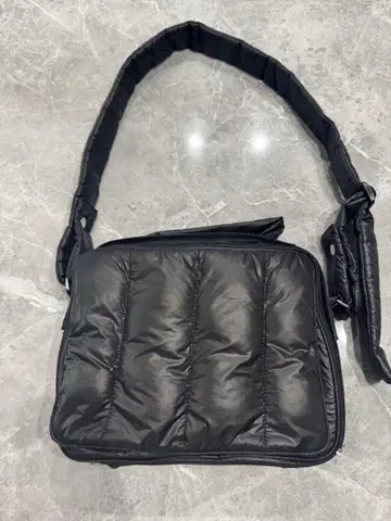 새상품급 cailn 마더백 카란