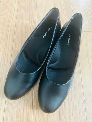 후와라쿠 블랙 2090E 저힐 펌프스
