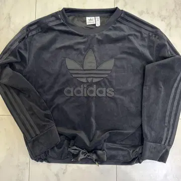 adidas 블랙 맨투맨 M 사이즈