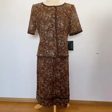 브라운 레이스 셋업 반팔