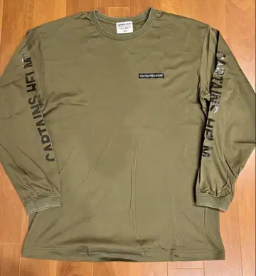 CAPTAINS HELM / TRADEMARK CITY L/S TEE