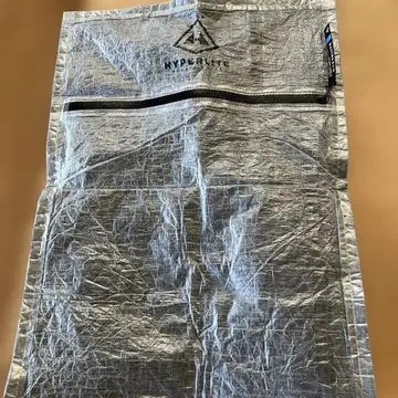 HYPERLITE m.g 스태프색 필로우 실버