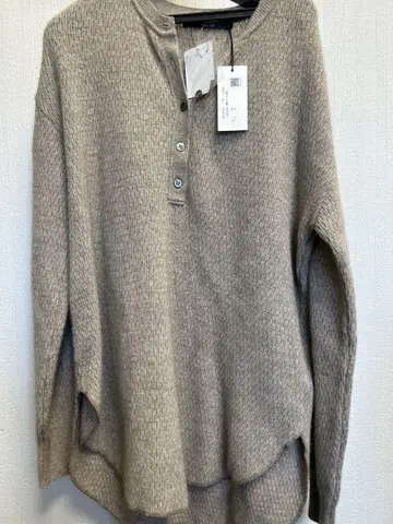 미사용 택 포함 [Munich] 울 헨리넥 스웨터 베이지