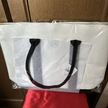 벤츠 컬렉션 정품 토트백 캔버스 화이트/블랙