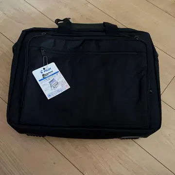 PILOT Parachute Clutch 블랙 비즈니스 백
