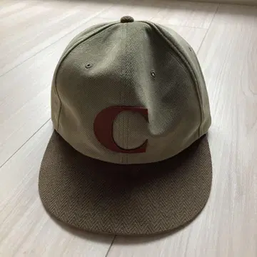 미사용품 CA4LA 카키 브라운 야구 모자