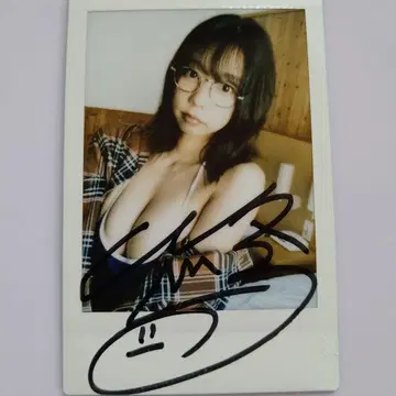아오야마 히카루 사인 포함 폴라로이드