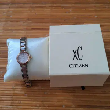 새상품급! 부속물 있음! CITIZEN xc 손목시계