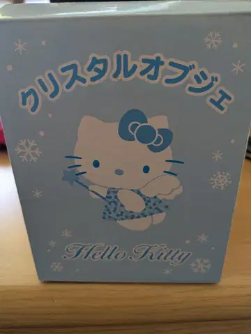 헬로 키티 크리스탈 오브제