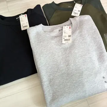 UNIQLO 스웨트 셔츠 3세트