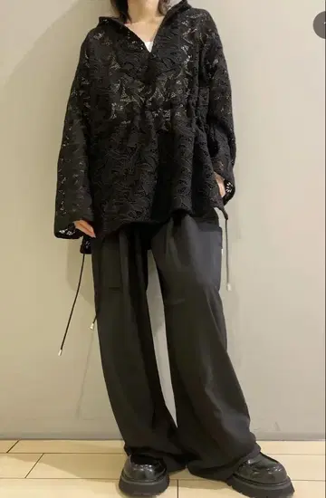 Hella flower lace hoodie