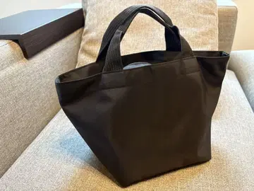 에르베샤 펠리에 나일론 보트형 토트 M 블랙