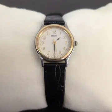 [정크] SEIKO 쿼츠 손목시계 화이트/골드/블랙