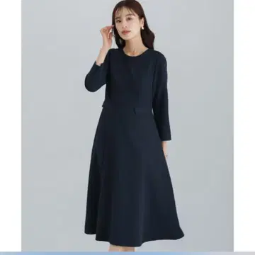 화이트 조라 플레어 원피스