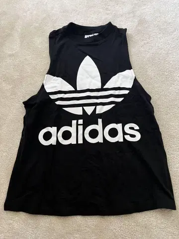 adidas 블랙 탱크탑 M 사이즈