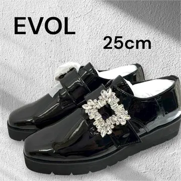 EVOL 비쥬 장식 통굽 에나멜 로퍼 25cm
