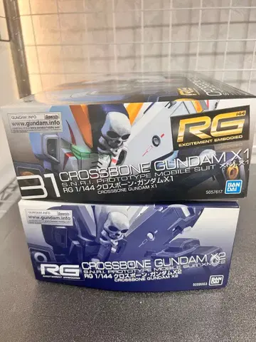 크로스본 건담 X1, X2 RG 세트