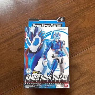 가면라이더 발칸 슈팅울프 피규어