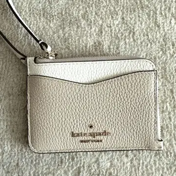 kate spade 패스 케이스 베이지/화이트