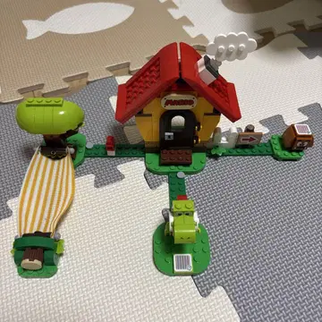 LEGO 마리오의 집과 요시