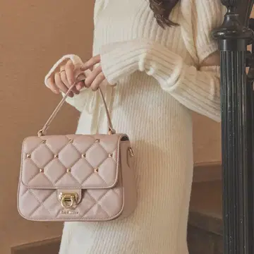 로제 뮤즈 studs shoulder bag 핑크 rosemuse