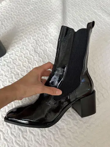 ZARA 블랙 사이드 고어 부츠