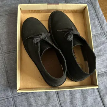 블랙 스웨이드 부츠
