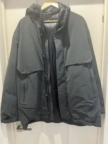새상품급 XL 사이즈 UNIQLO +J 하이브리드 다운 오버사이즈 파카