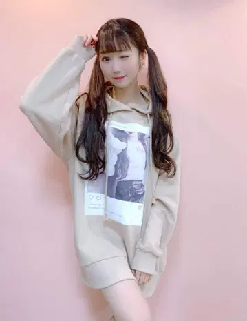 Honey Cinnamon 오타니 에미리 콜라보 후드티