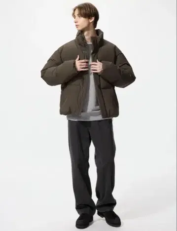 UNIQLO 와이드 스트레이트 청바지 08 다크 그레이
