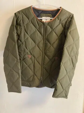 AIGLE 여성용 M 다운 자켓