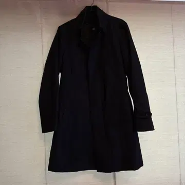 블랙 트렌치코트