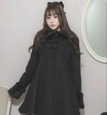 pium 요크 프릴 리본 도리 코트