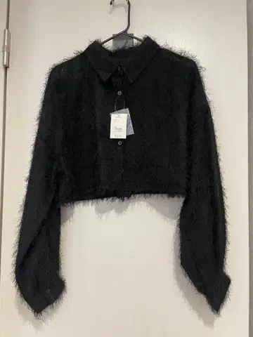 팁탑 숏 기장 페더 셔츠