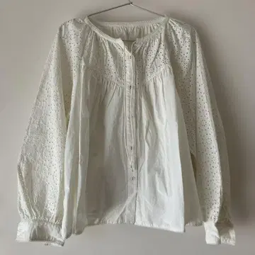 spick and span 자수 장식 화이트 긴팔 셔츠