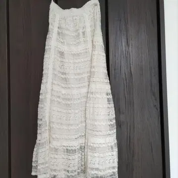 아이보리 레이스 롱 스커트