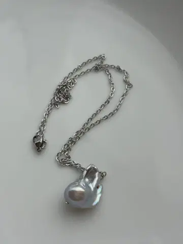 메탈릭 레인보우 컬러 그레이 오이스터 바로크 써지컬 스테인리스 목걸이