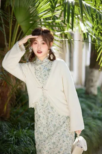 [ 새상품급 ] 차이나풍 니트 가디건 아이보리 S 사이즈