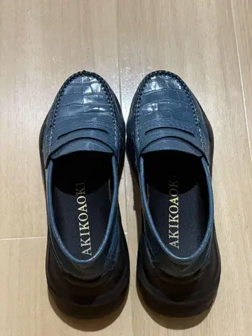 AKIKOAOKI 로퍼
