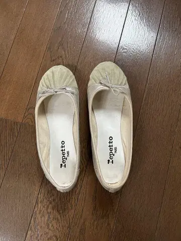 Repetto 베이지 플랫슈즈 발레 슈즈