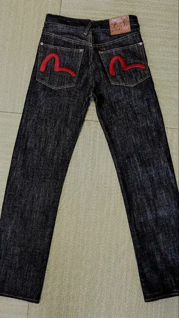 [ 레어/새상품급 ] EVISU ( 에비수 ) 블랙 청바지 갈매기 자수