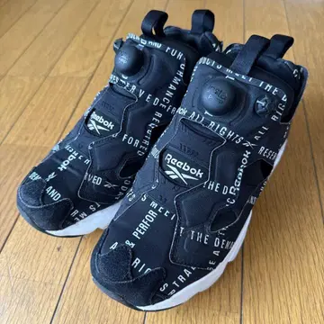 Reebok 스니커즈 펌프 퓨리 블랙/화이트 로고 패턴 24.5cm