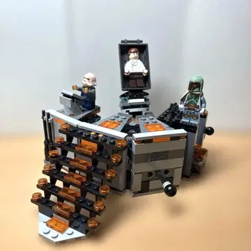 LEGO 스타 워즈 바운티 헌터의 은신처 75137