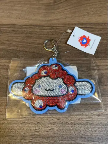 박람회장 한정판! 시나몬 롤 반짝반짝 키링 미야쿠미야쿠
