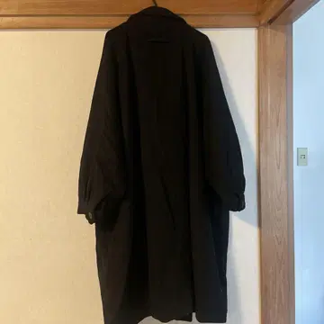 manana 블랙 롱 코트 버튼 포함