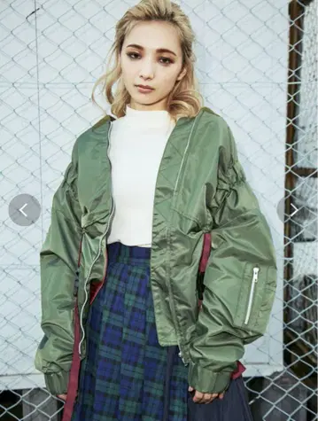 새상품급 PAMEO POSE MA-1 블루종 자켓