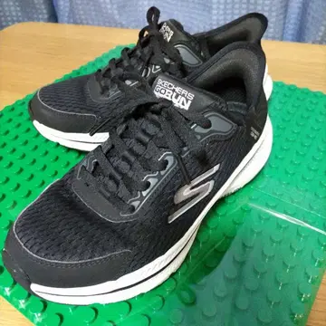 SKECHERS 슬립인스 고런 23cm 블랙실버