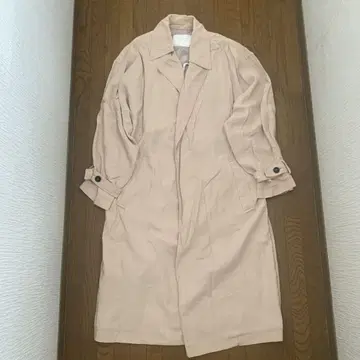 ZARA WOMAN 베이지 트렌치코트